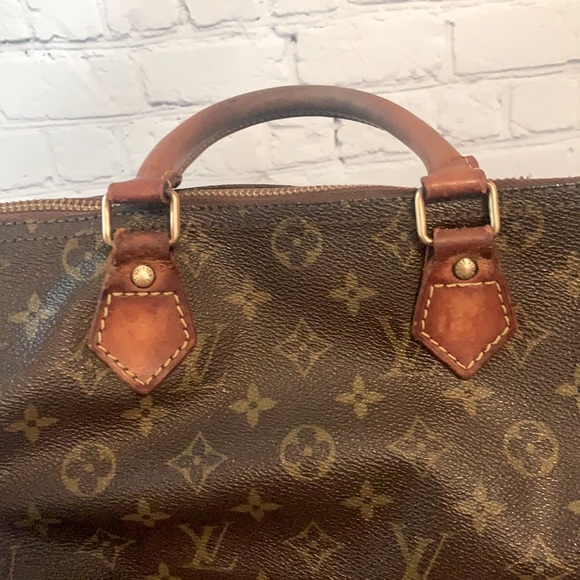 *SOLD* Louis Vuitton Monogram Speedy 30 Handbag - Picture 4 of 16